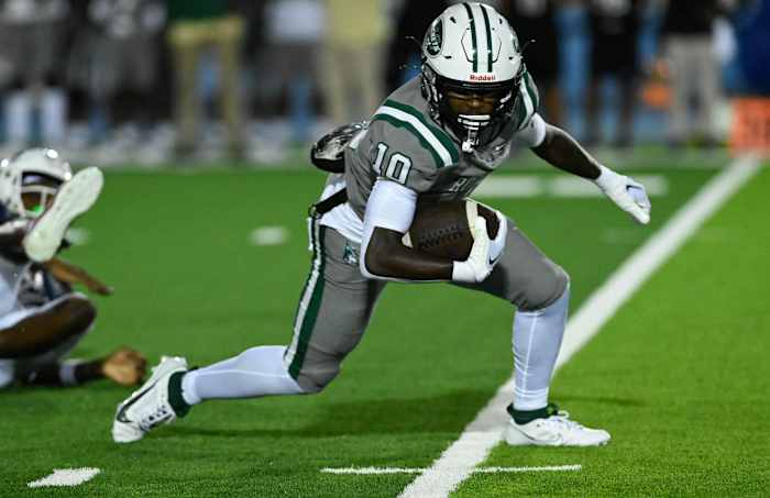 Chaminade-Madonna vs Miami Central Football - Robson Lopes - 08-26-20231102